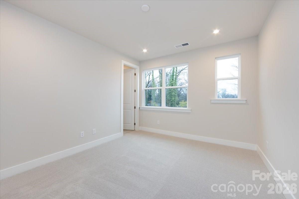 Context at Oakhurst - Residential