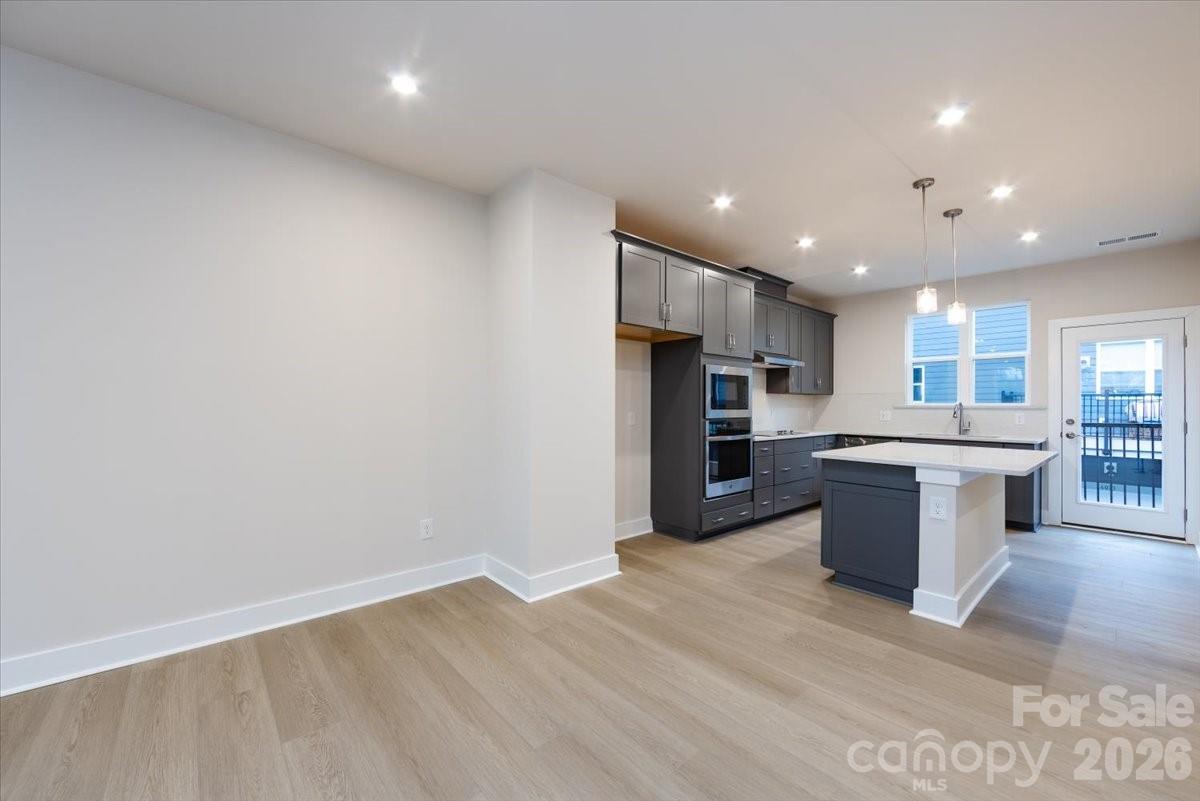 Context at Oakhurst - Residential