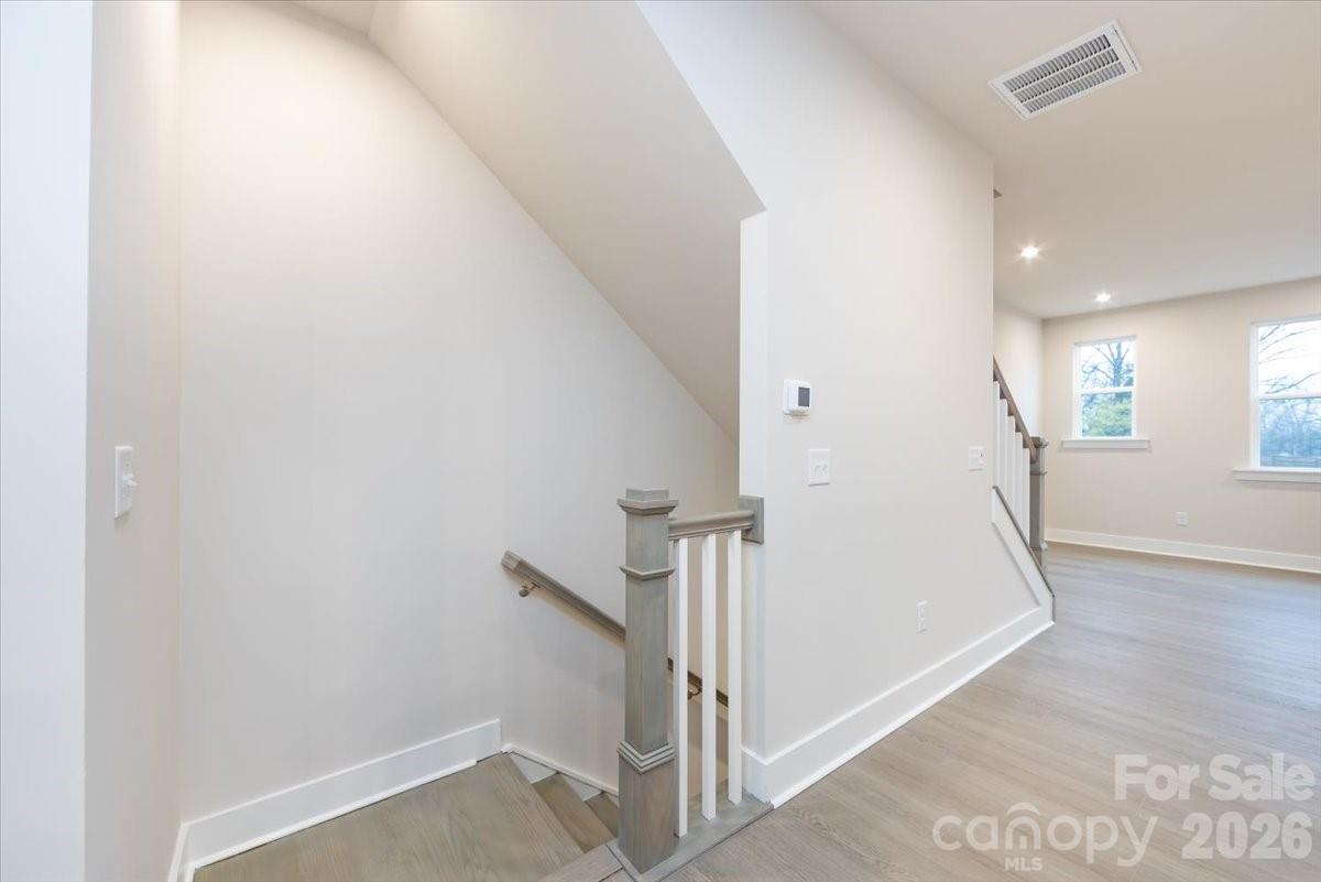 Context at Oakhurst - Residential