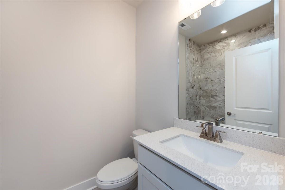 Context at Oakhurst - Residential