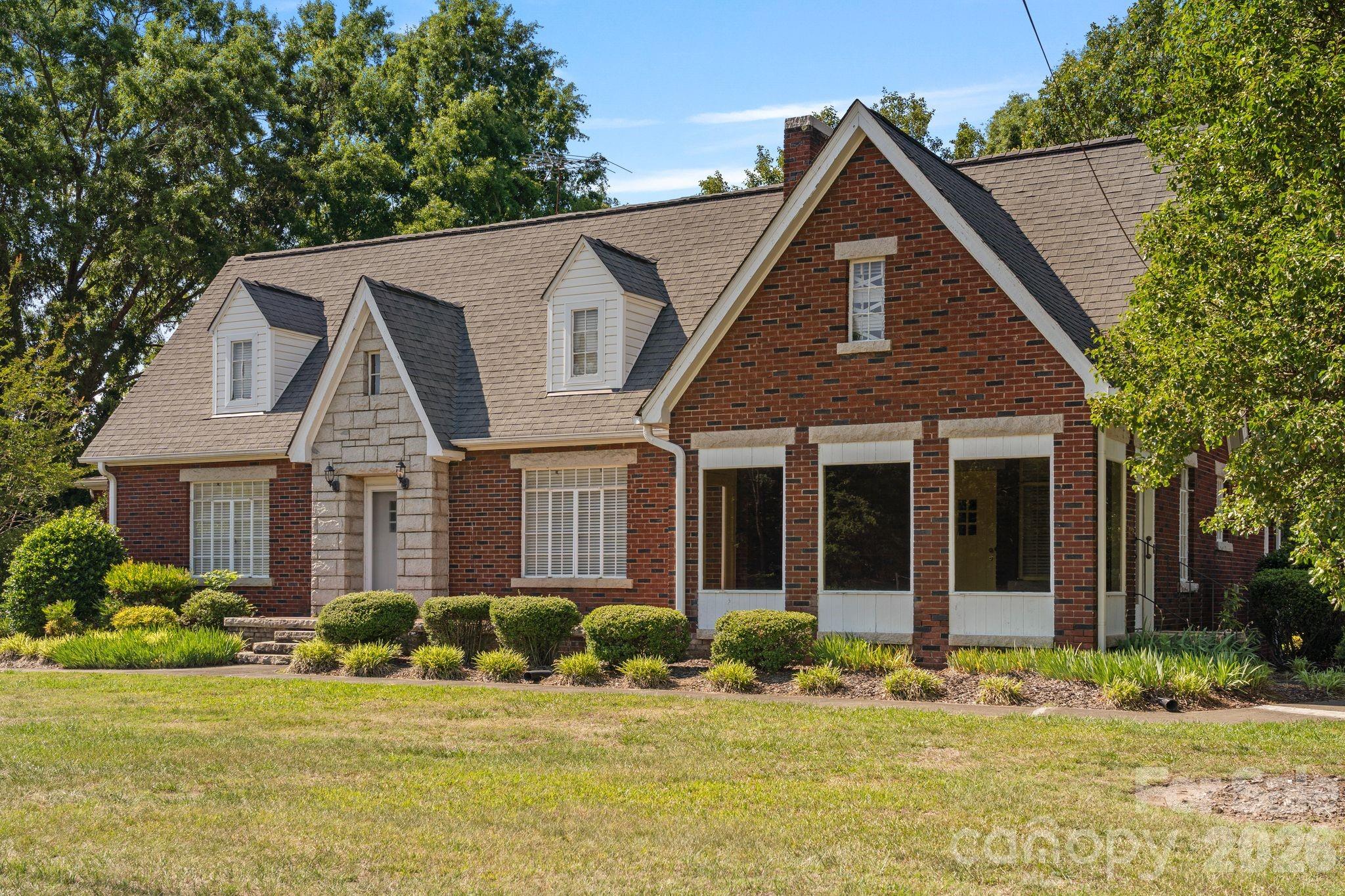 4255 NC Hwy 24/27 Highway E