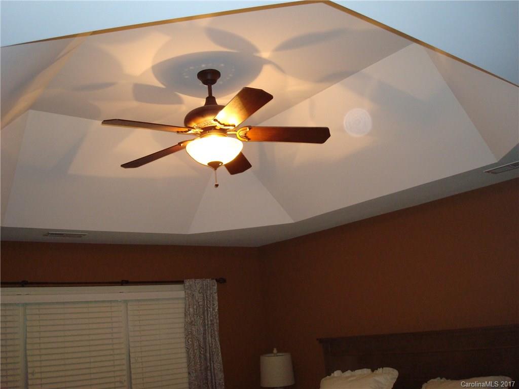 Laurel Ridge - Residential