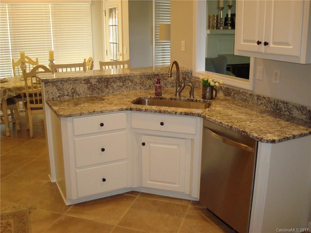 Laurel Ridge - Residential