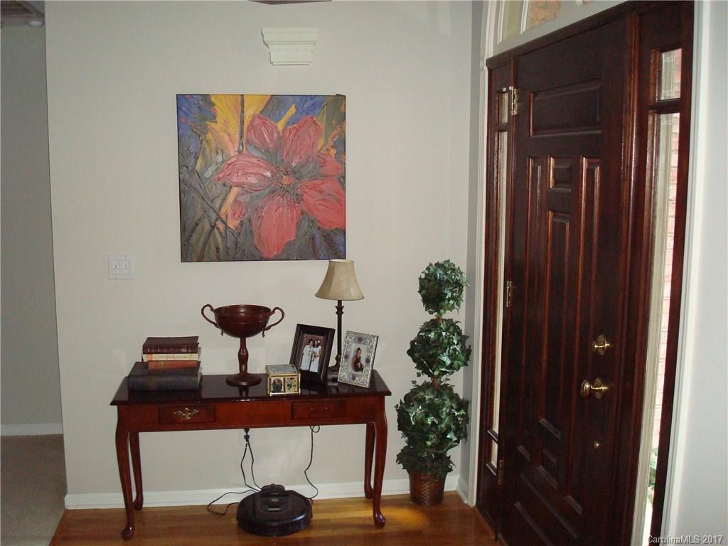 Laurel Ridge - Residential