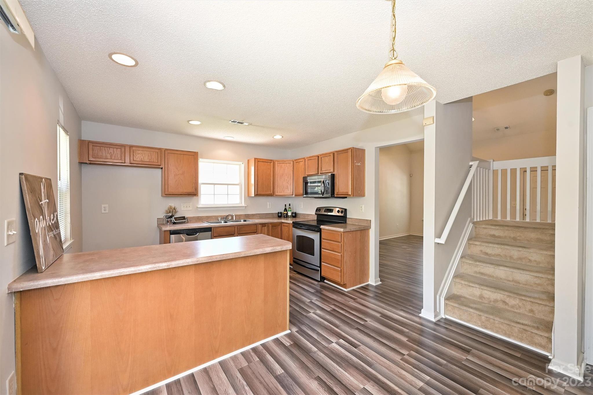 Holly Ridge - Residential
