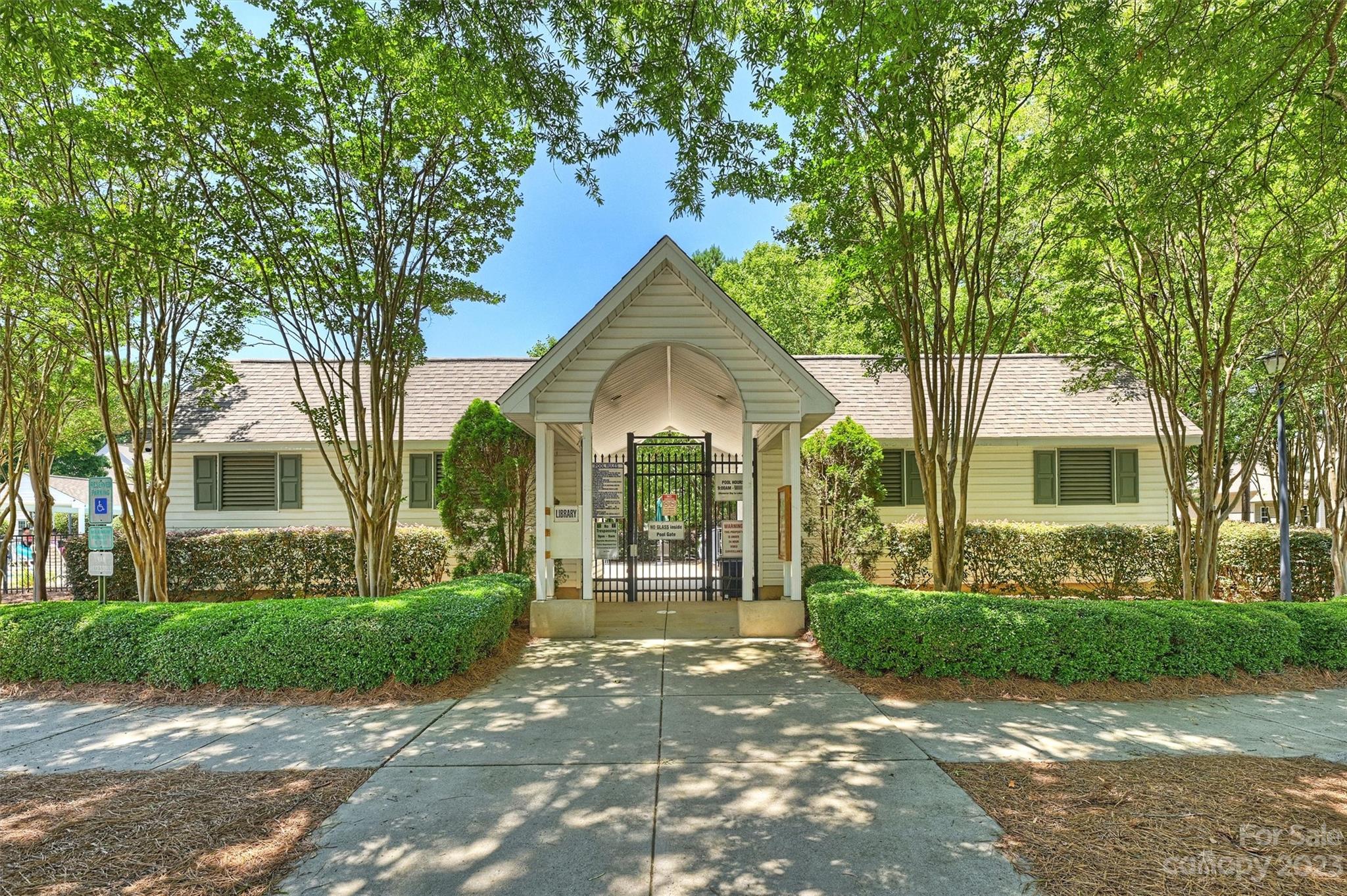 Holly Ridge - Residential