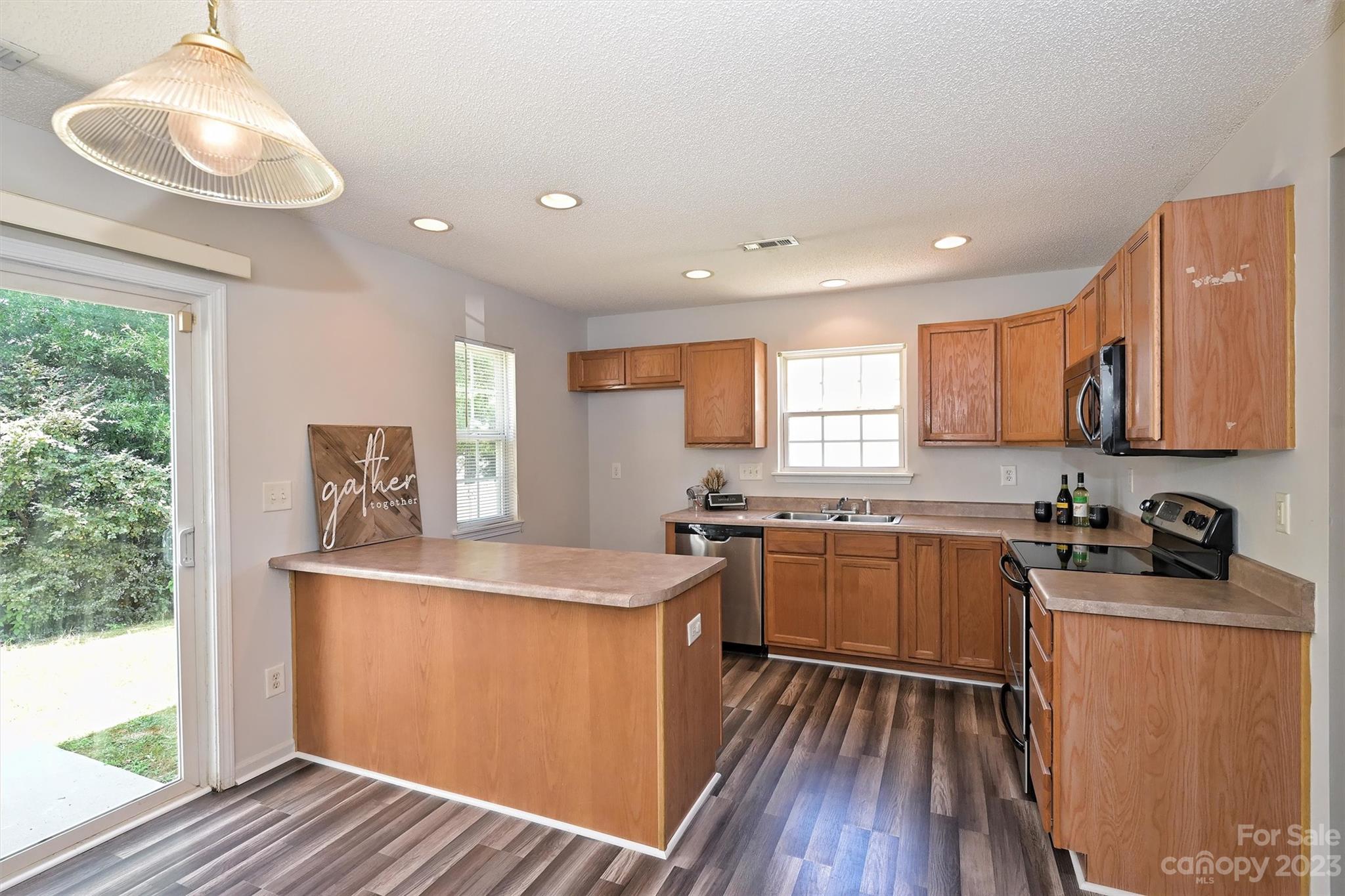 Holly Ridge - Residential
