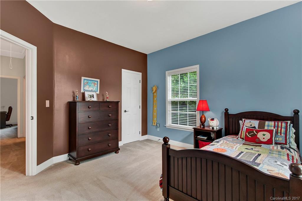 Lake Shore - Residential