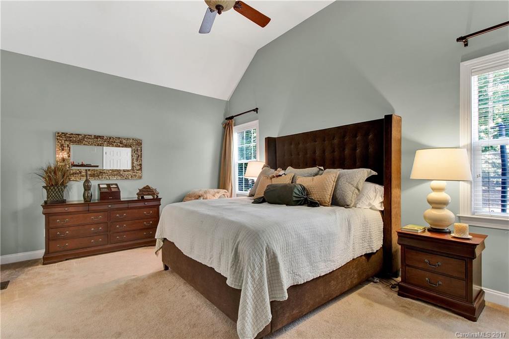 Lake Shore - Residential