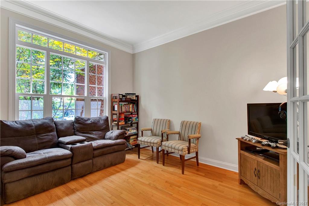 Lake Shore - Residential