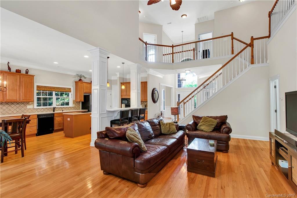 Lake Shore - Residential