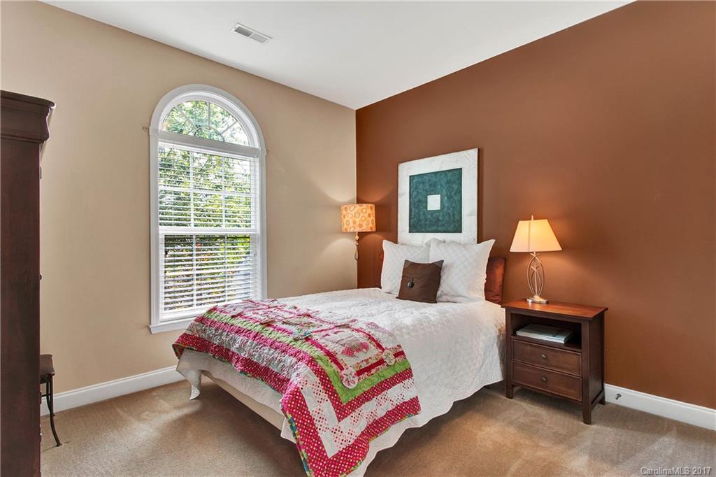 Lake Shore - Residential