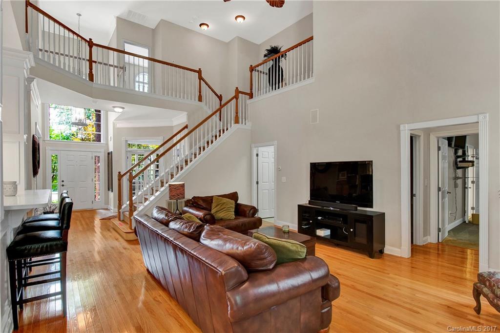 Lake Shore - Residential