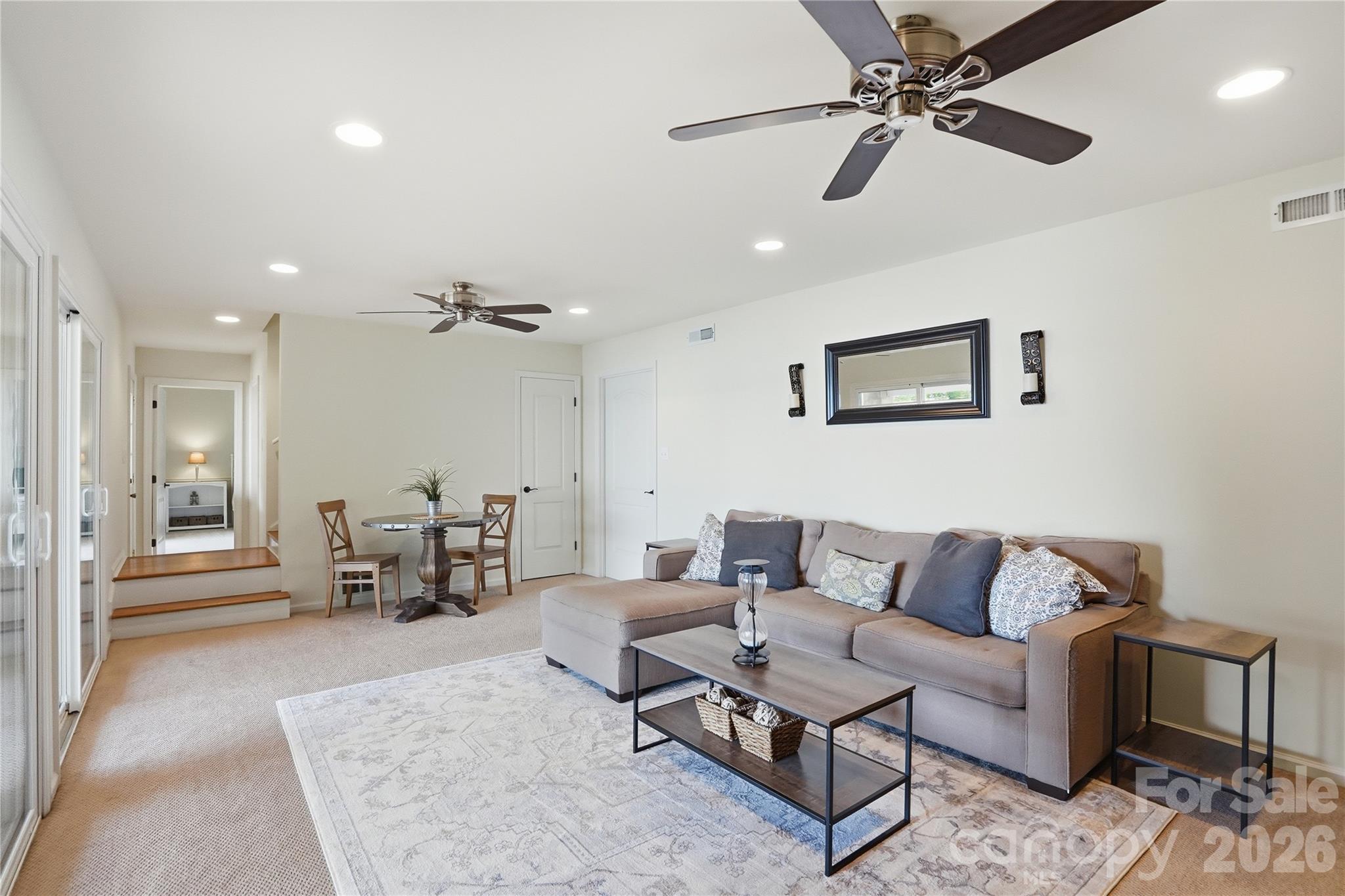 Tega Cay - Residential