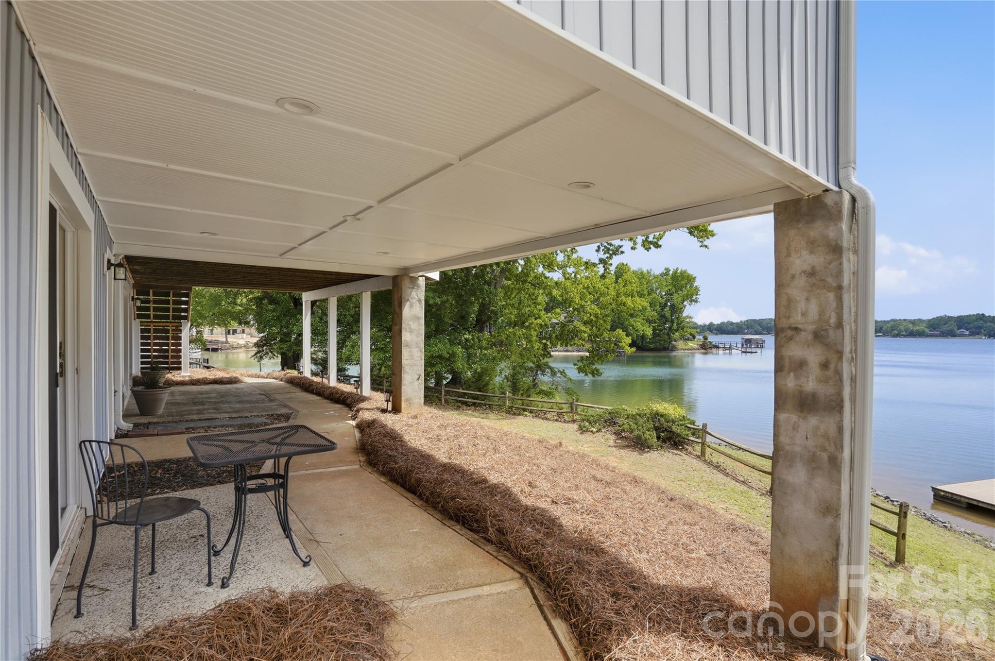 Tega Cay - Residential