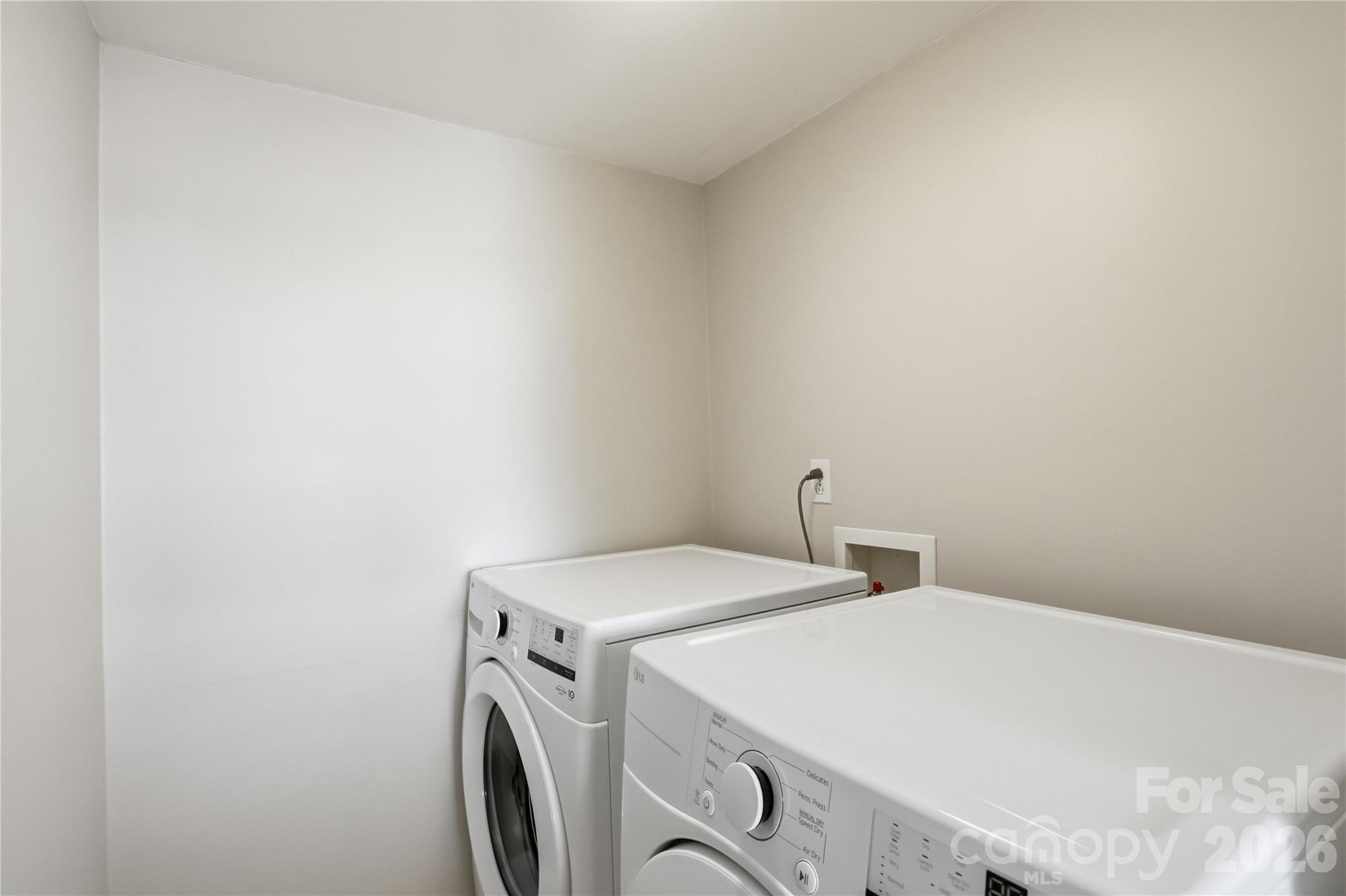 Tega Cay - Residential