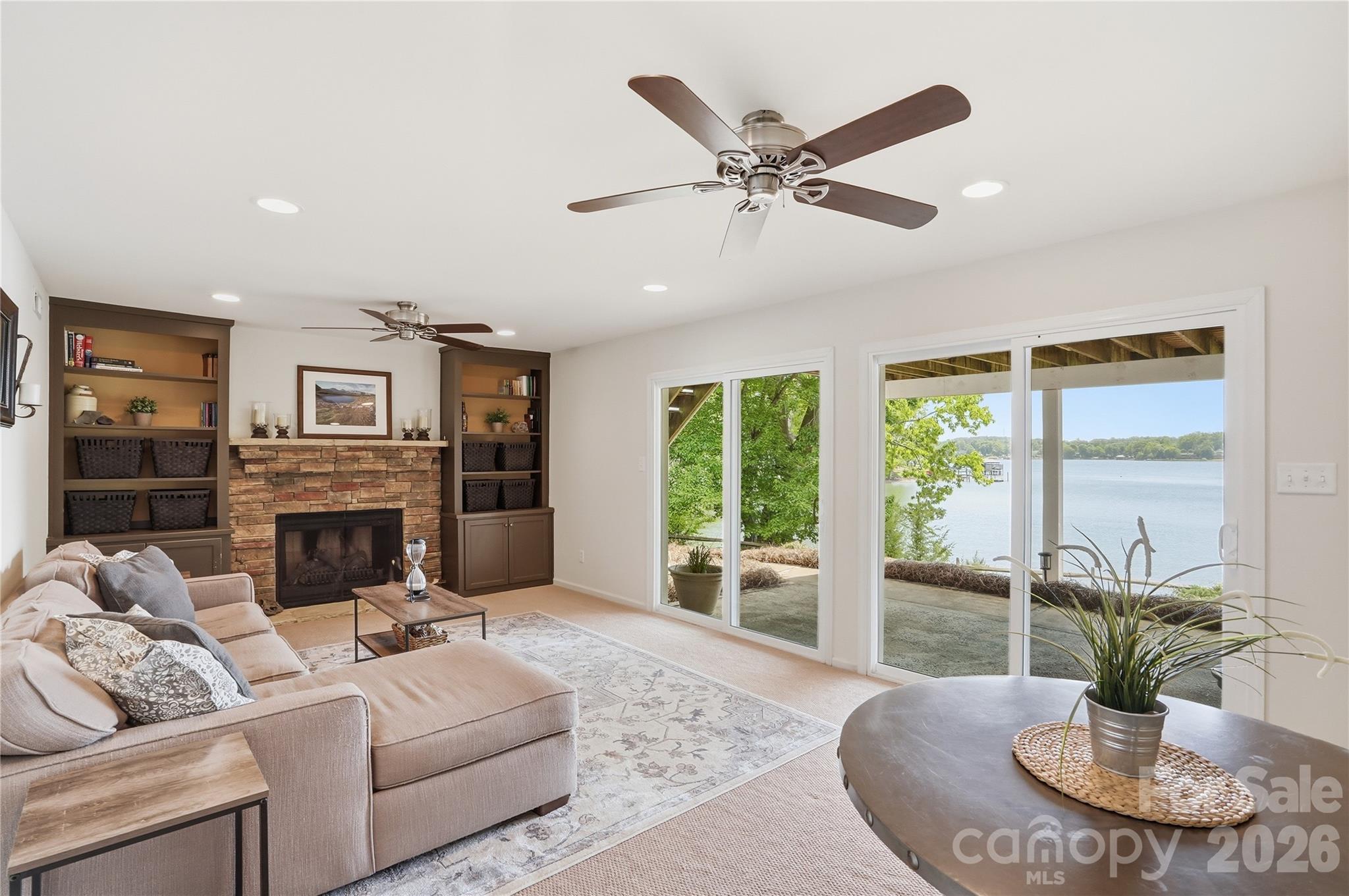 Tega Cay - Residential