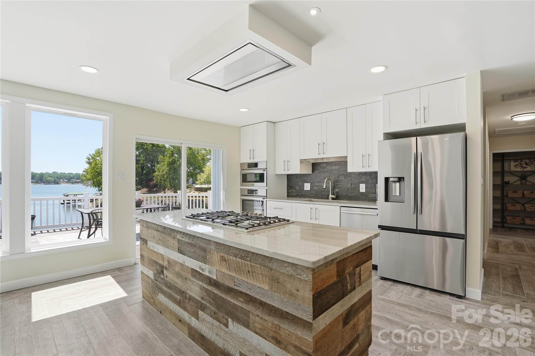 Tega Cay - Residential