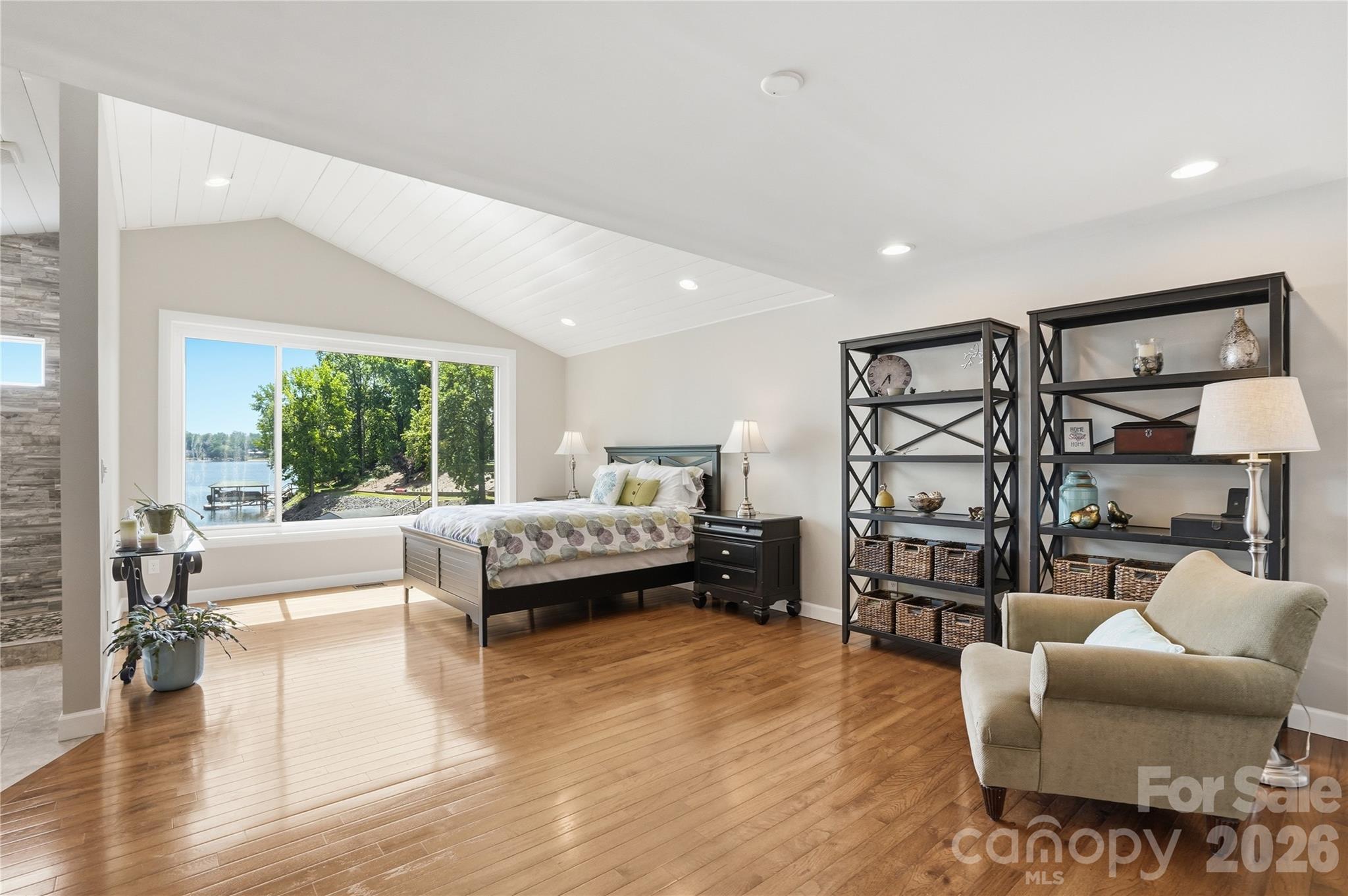 Tega Cay - Residential