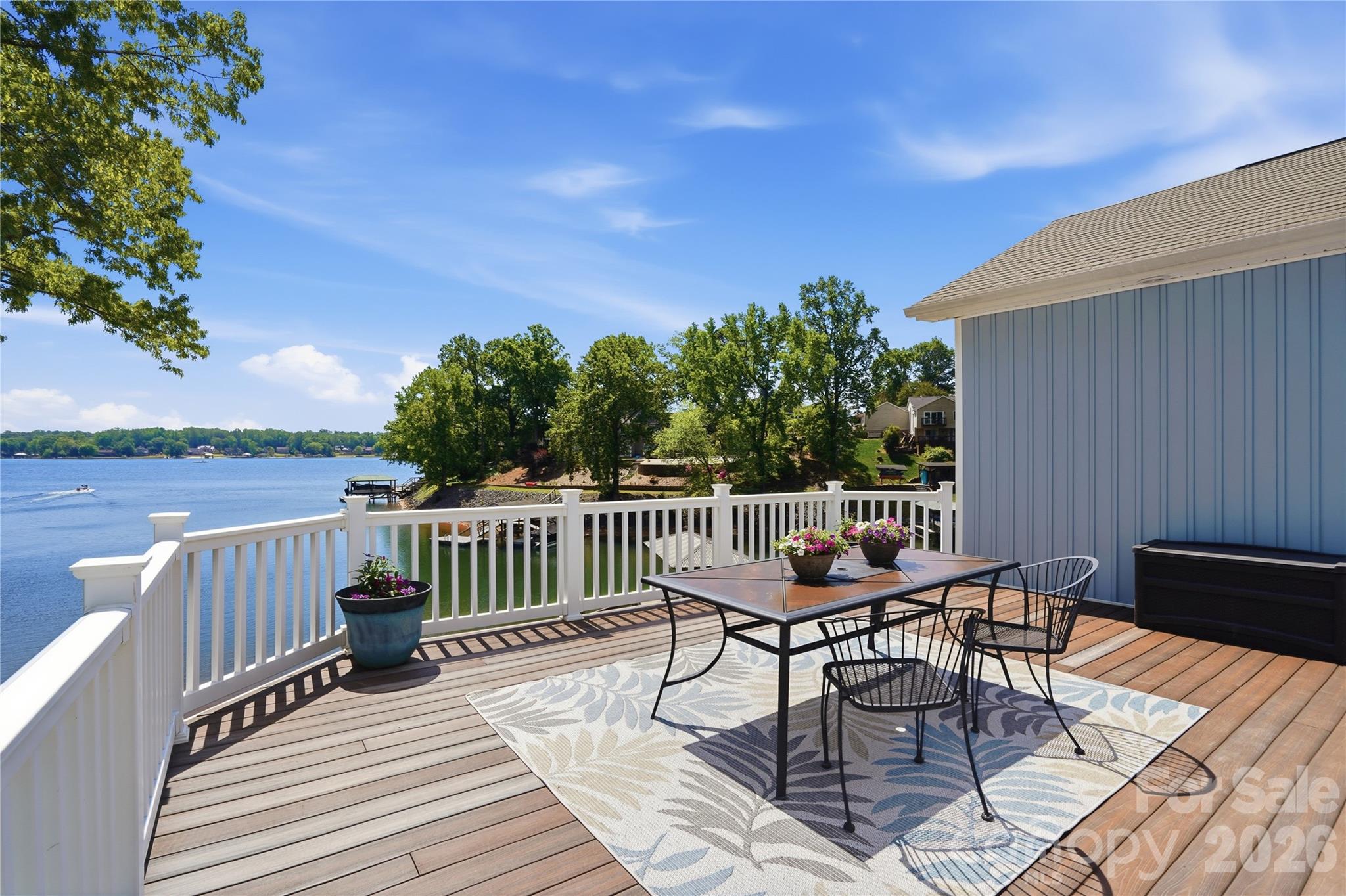 Tega Cay - Residential