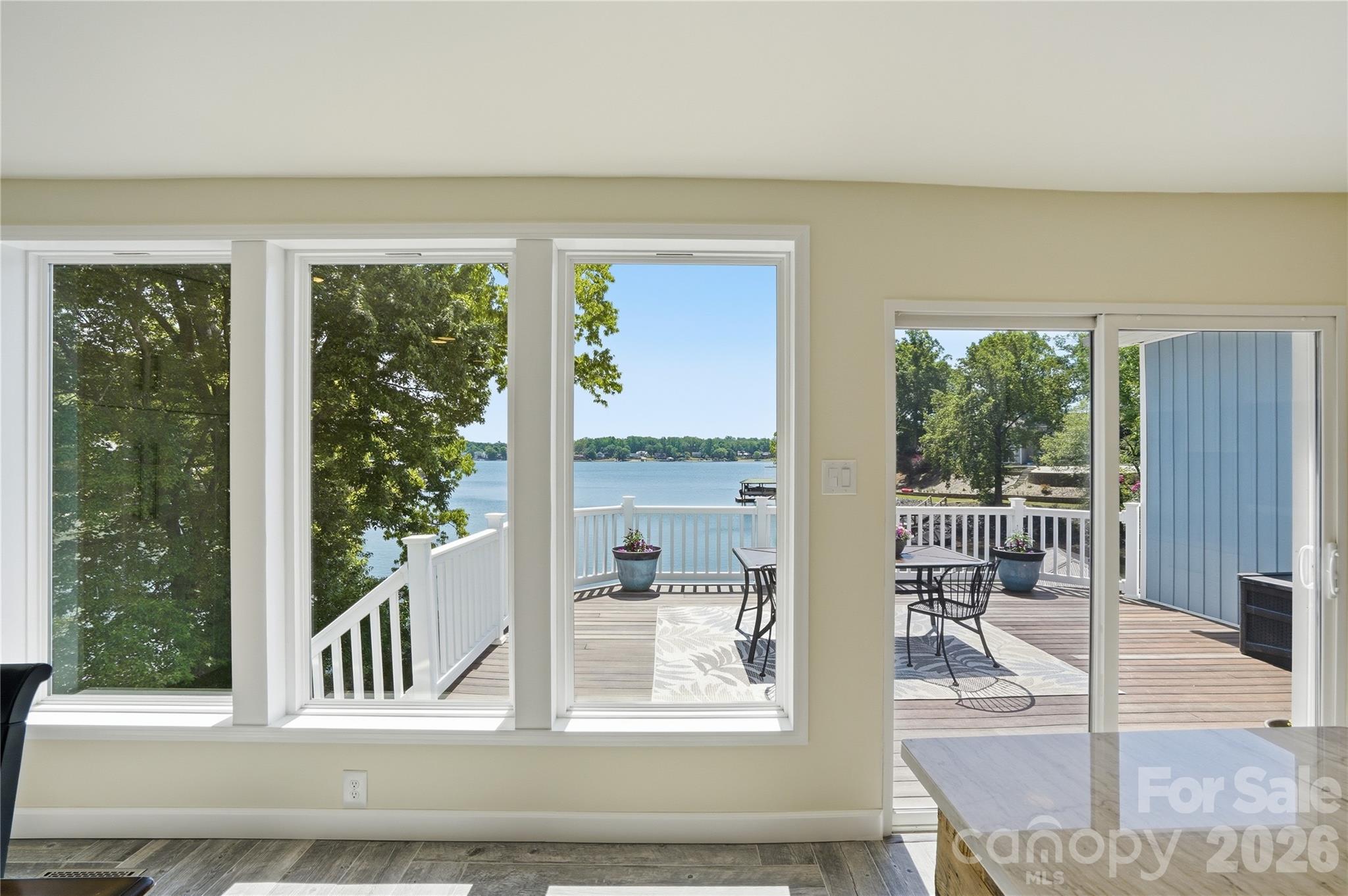 Tega Cay - Residential