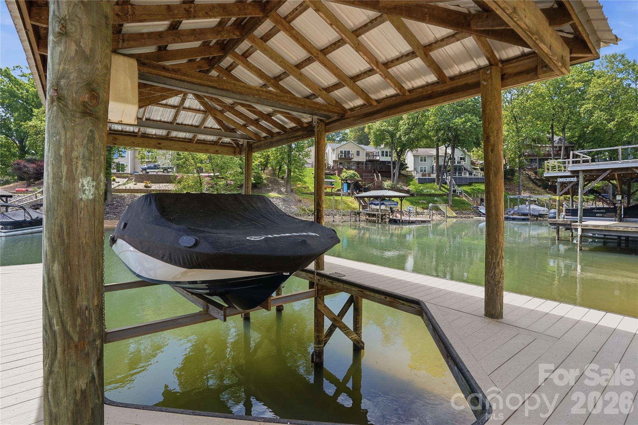 Tega Cay - Residential