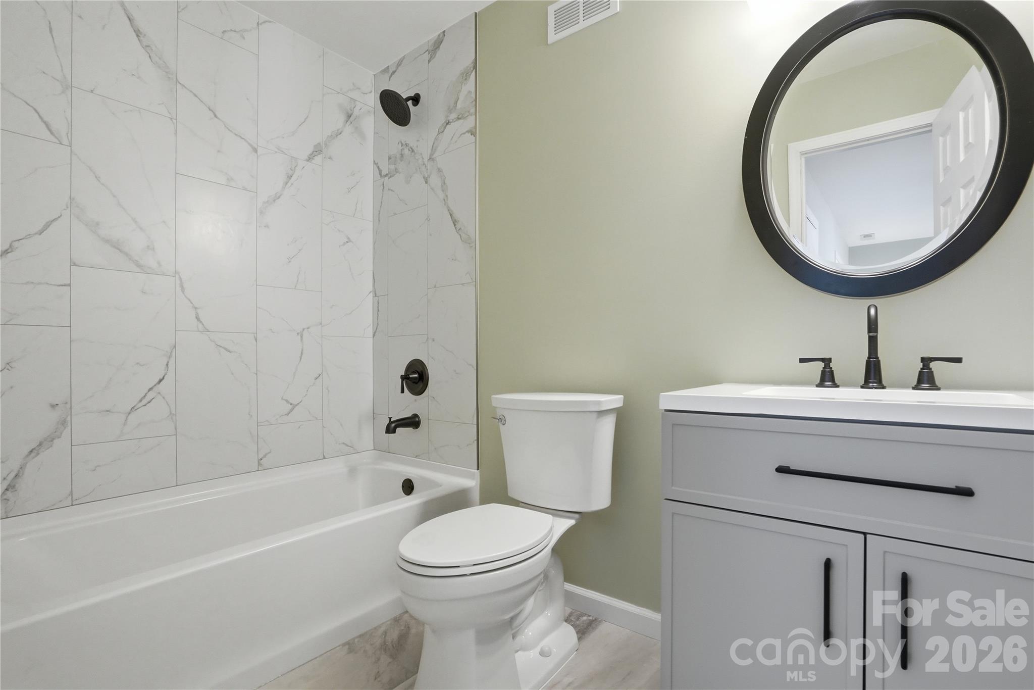 Tega Cay - Residential