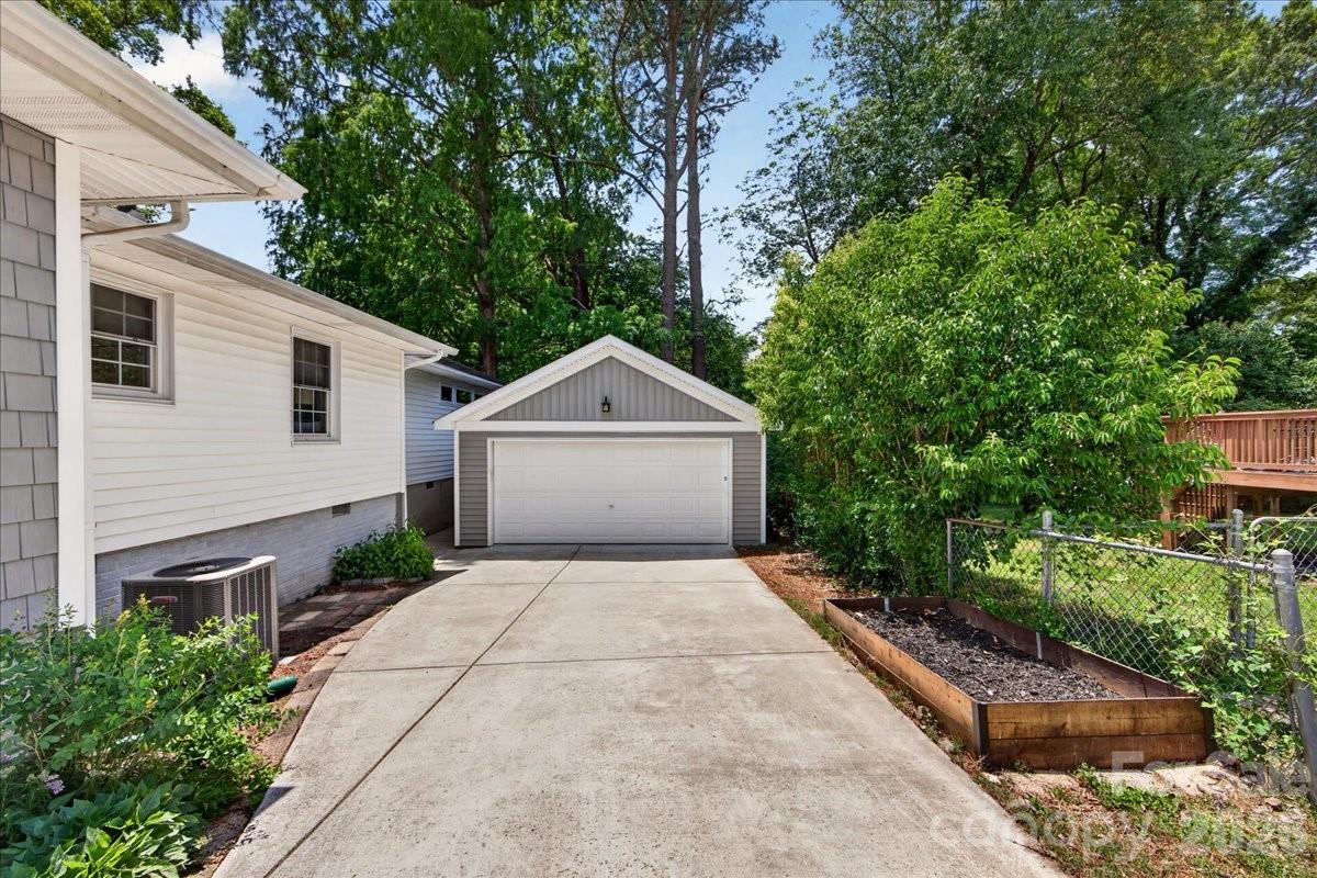 Plaza Acres - Residential