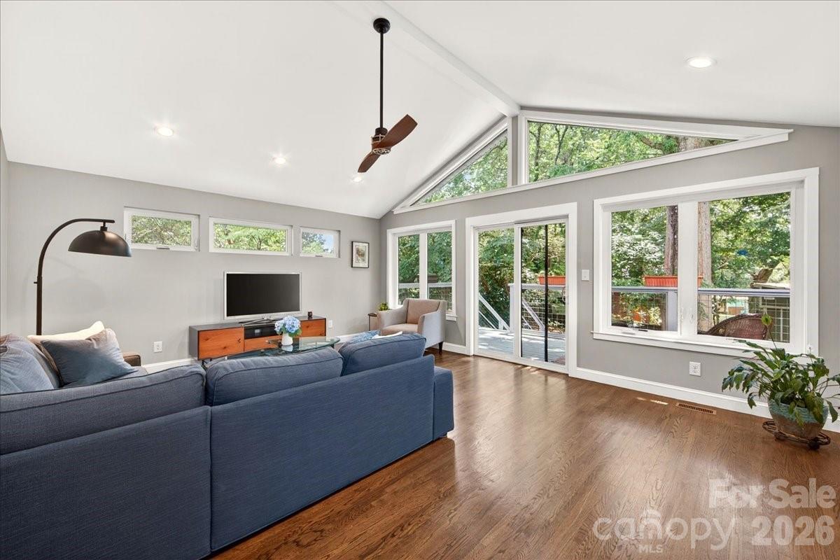 Plaza Acres - Residential