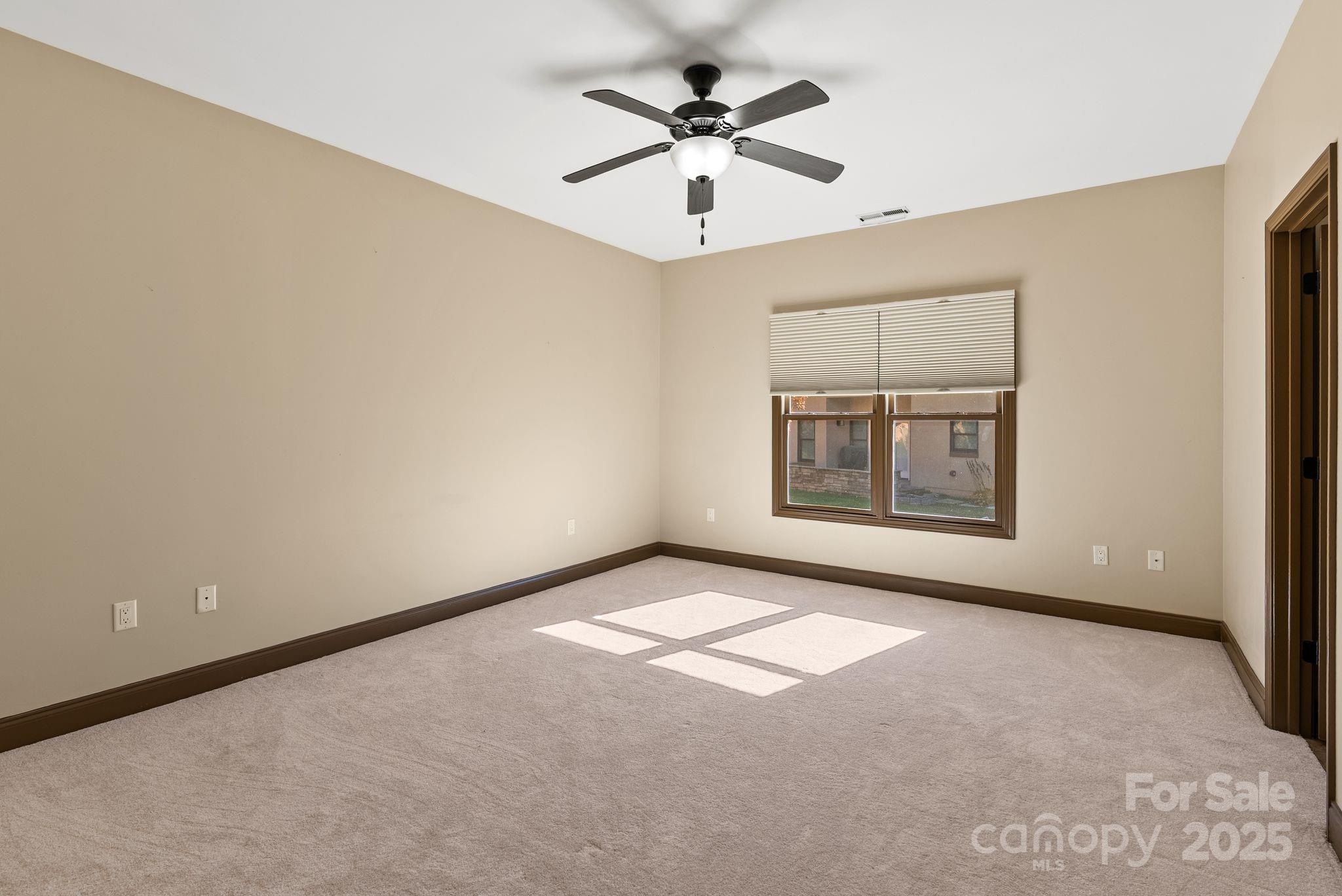 Bonito Ocaso in Crowell Farms - Residential