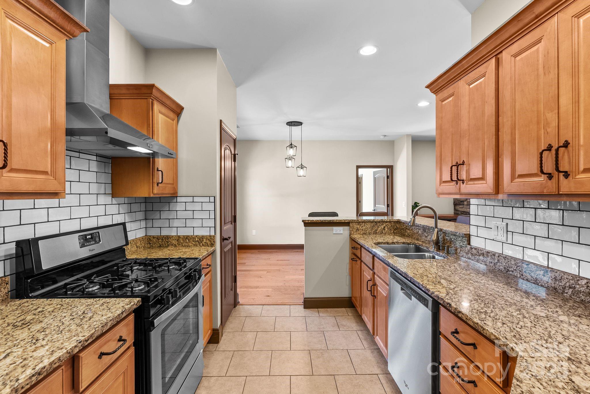 Bonito Ocaso in Crowell Farms - Residential