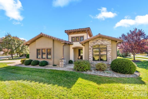 Photo of 4 Pacifico Drive, Asheville, NC 28806 (MLS # 4318264)