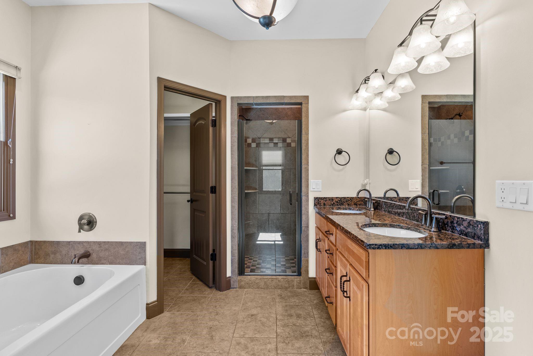 Bonito Ocaso in Crowell Farms - Residential