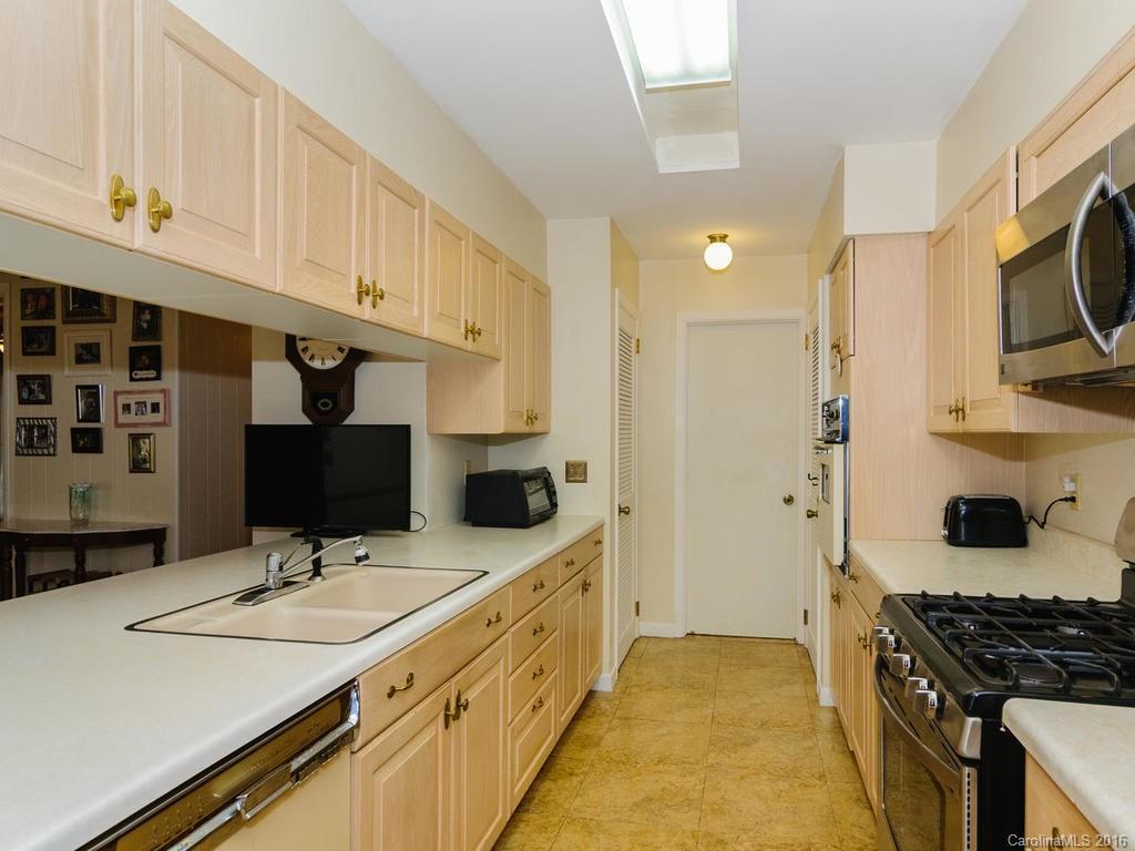 Holly Hills - Residential