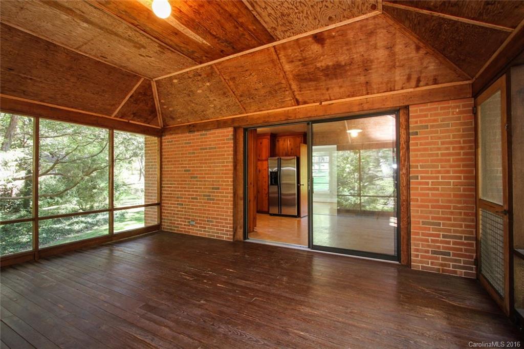 Marlwood Acres - Residential