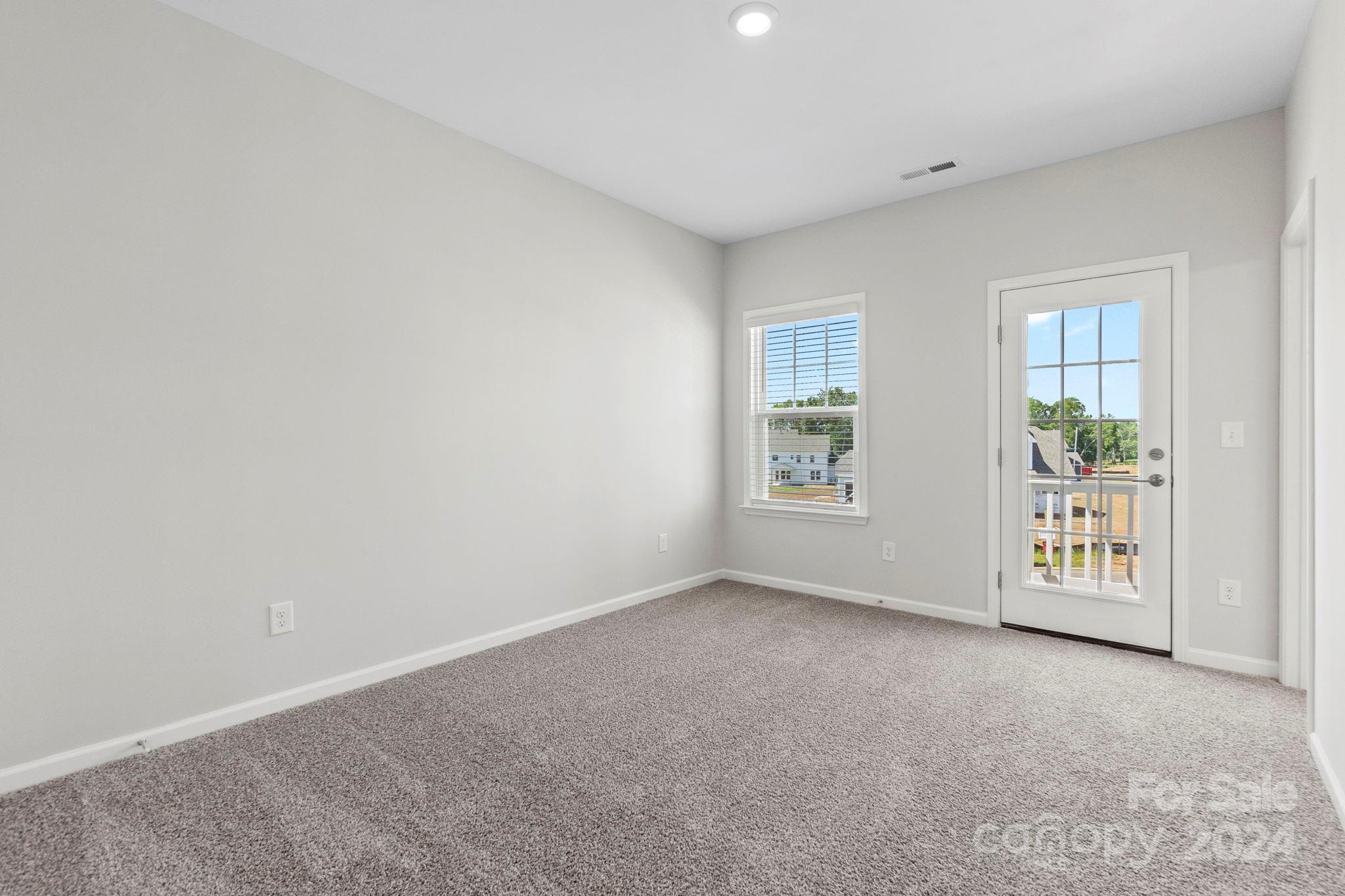 The Estates at Sugar Creek - Residential