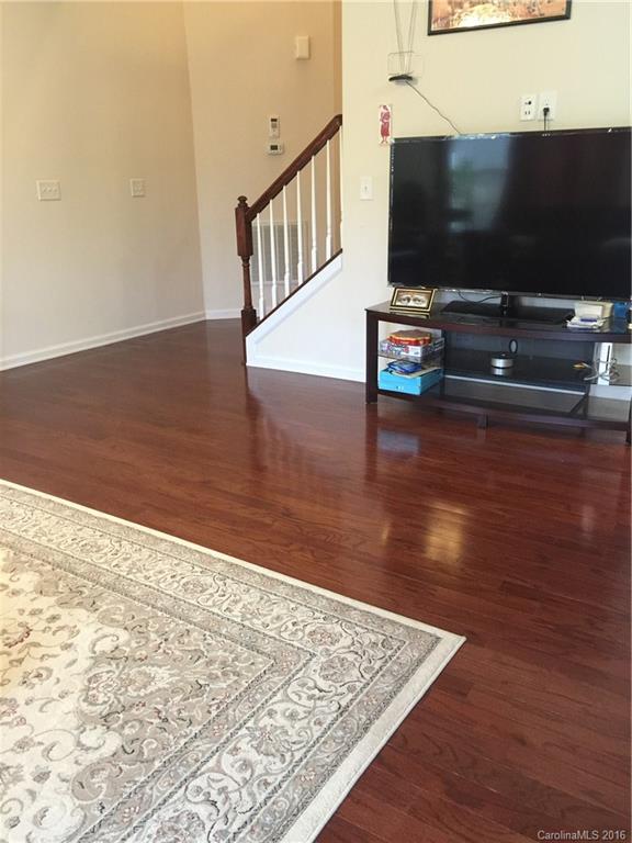 Mccarley - Residential Lease