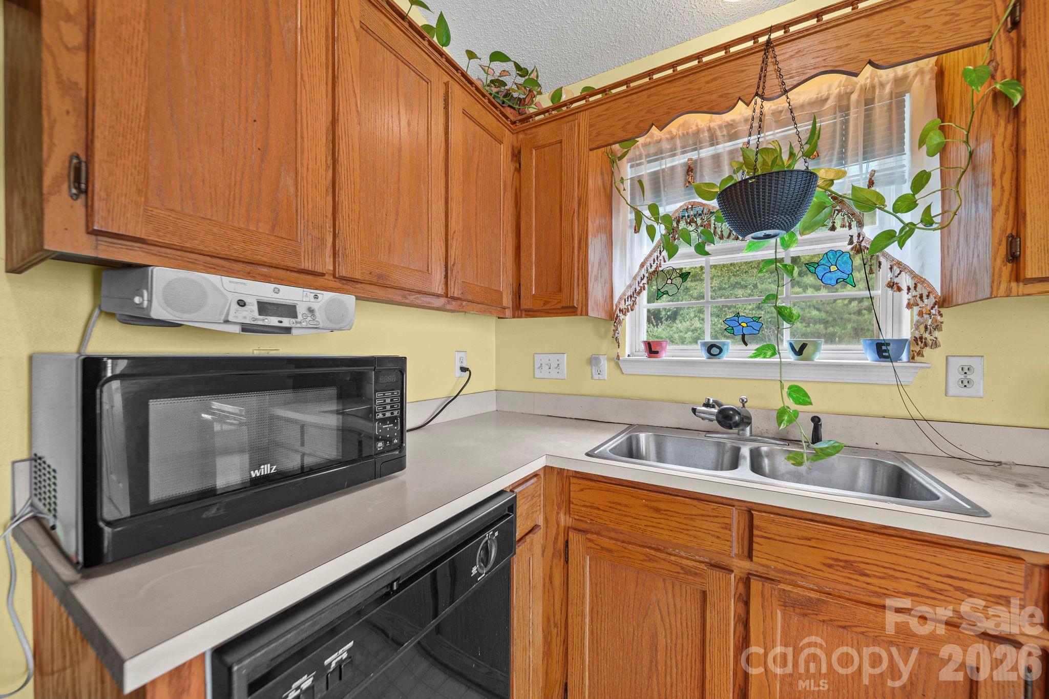 Arvin Village - Residential