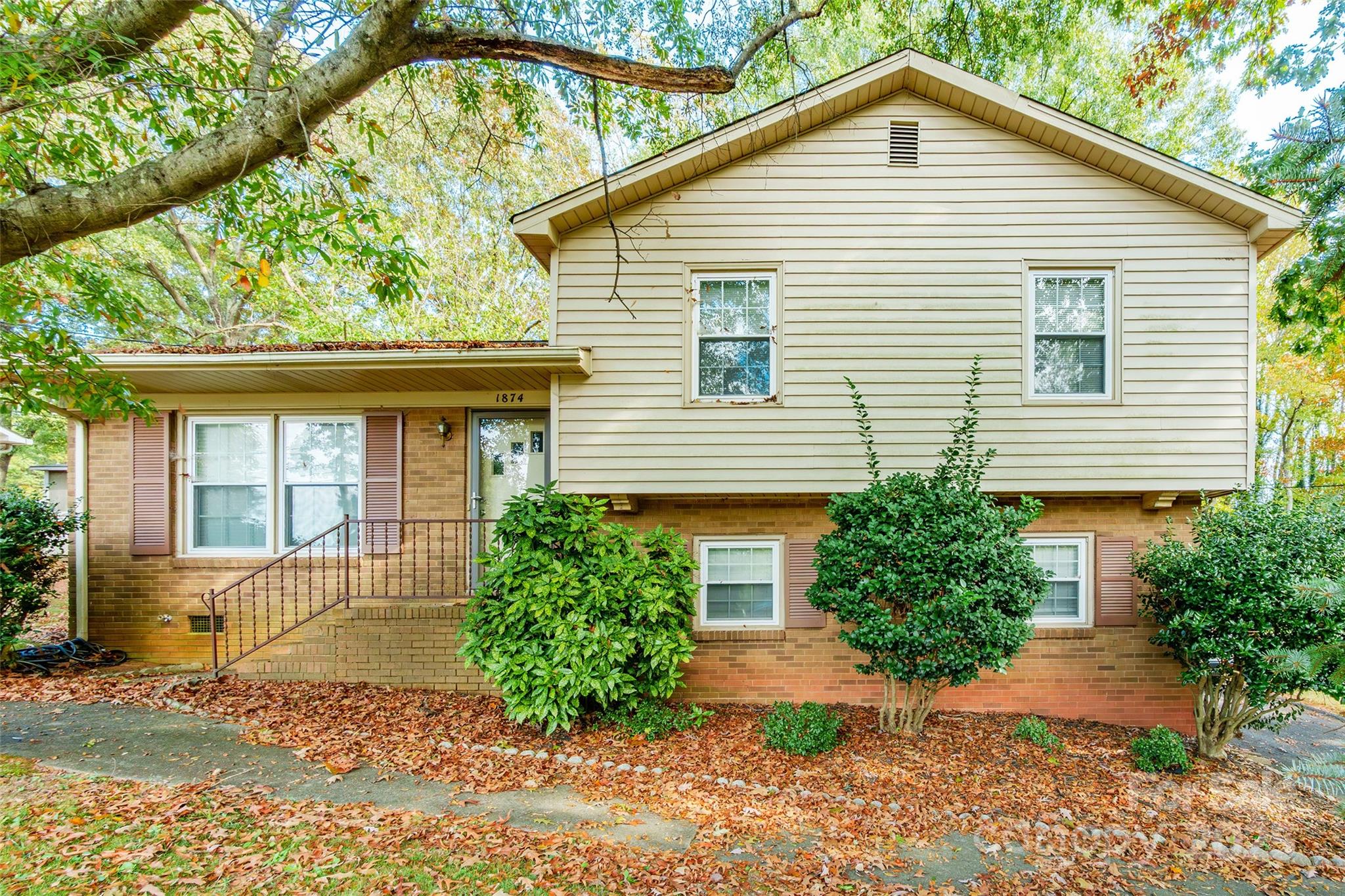 1874 Ballard Drive