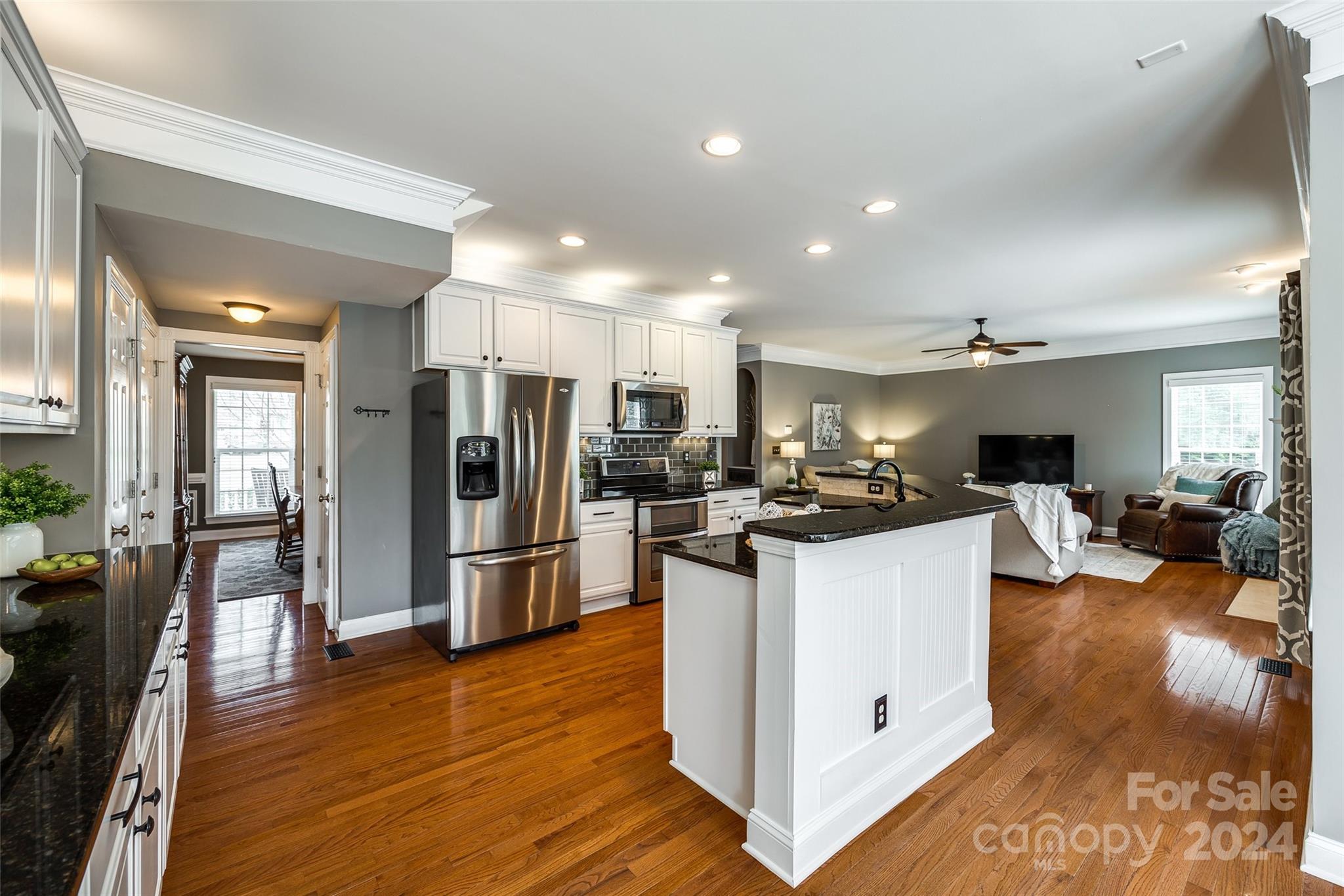 Lakeshore - Residential