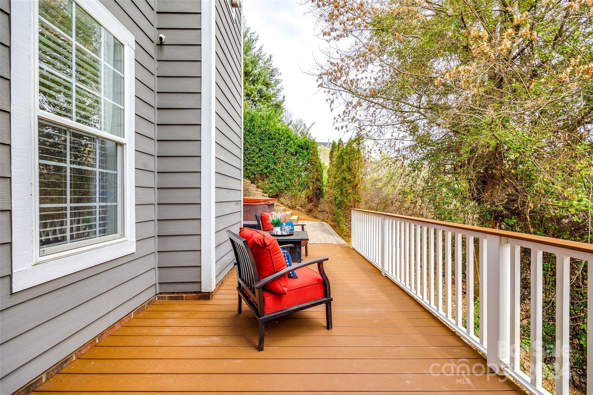 Lakeshore - Residential