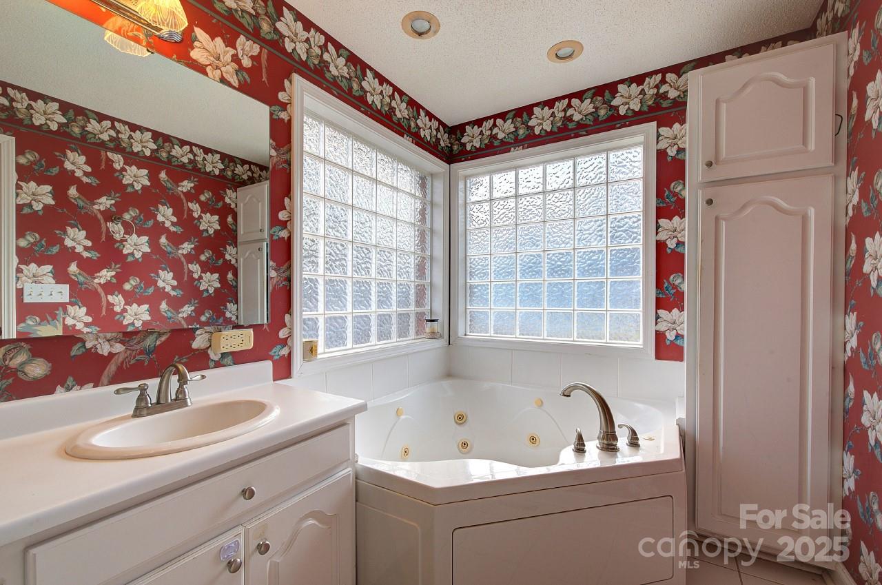 Sequoyah Vineyards - Residential