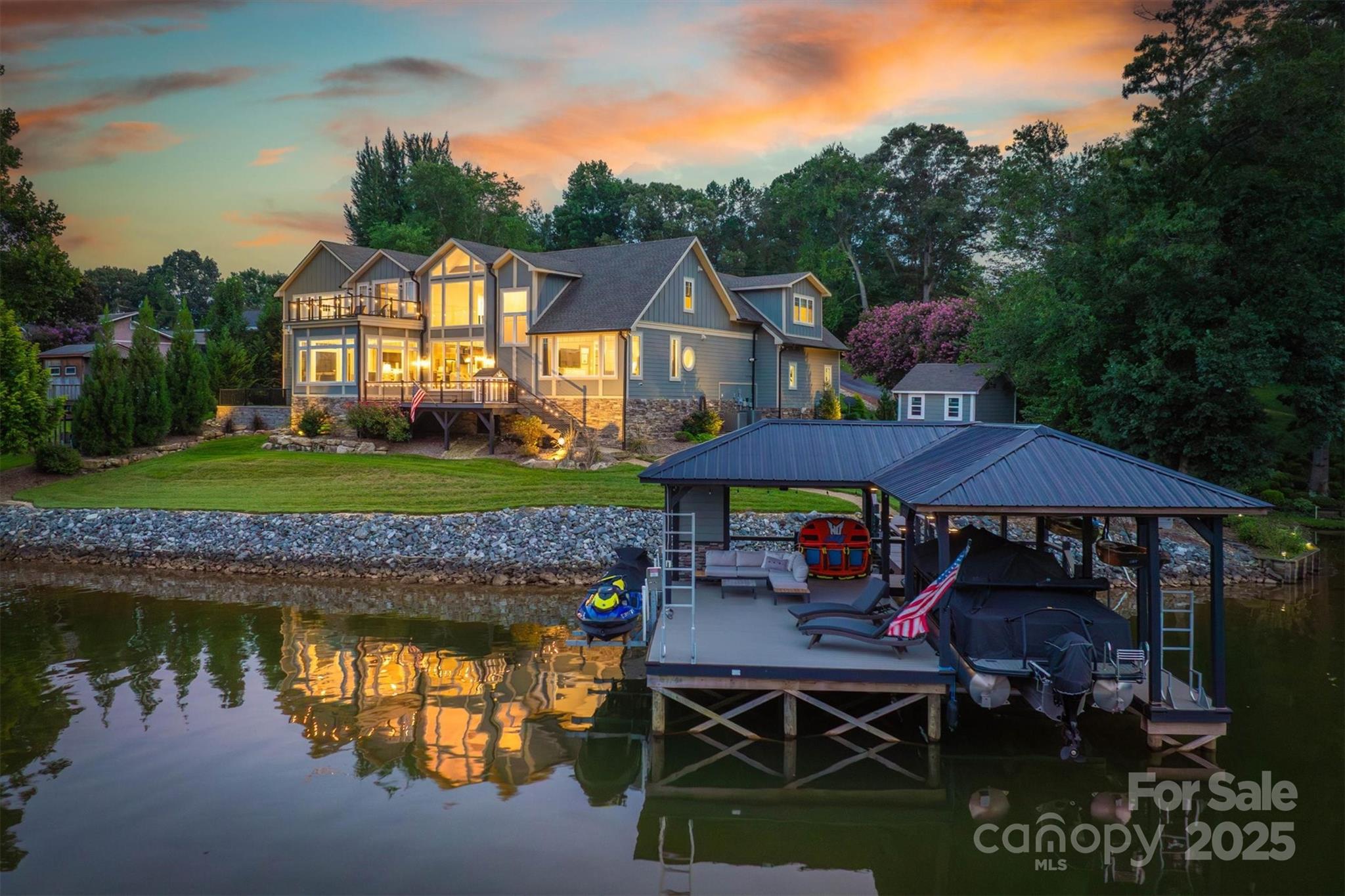 205 Leeward Point Loop