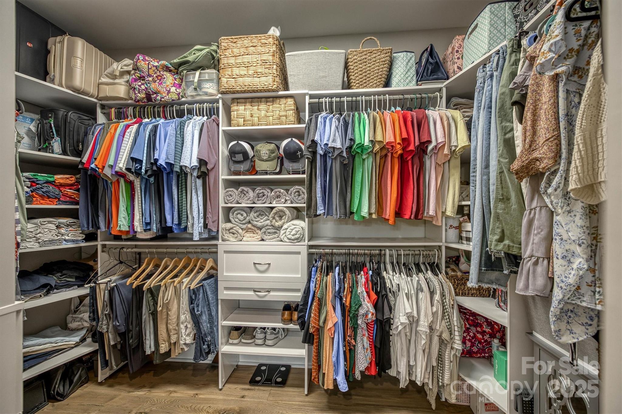 Leeward Point - Residential