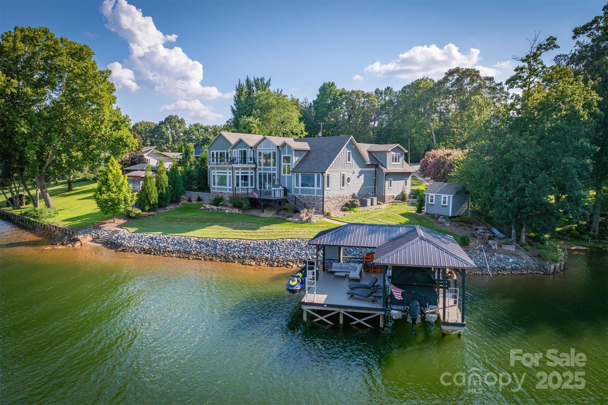 Leeward Point - Residential