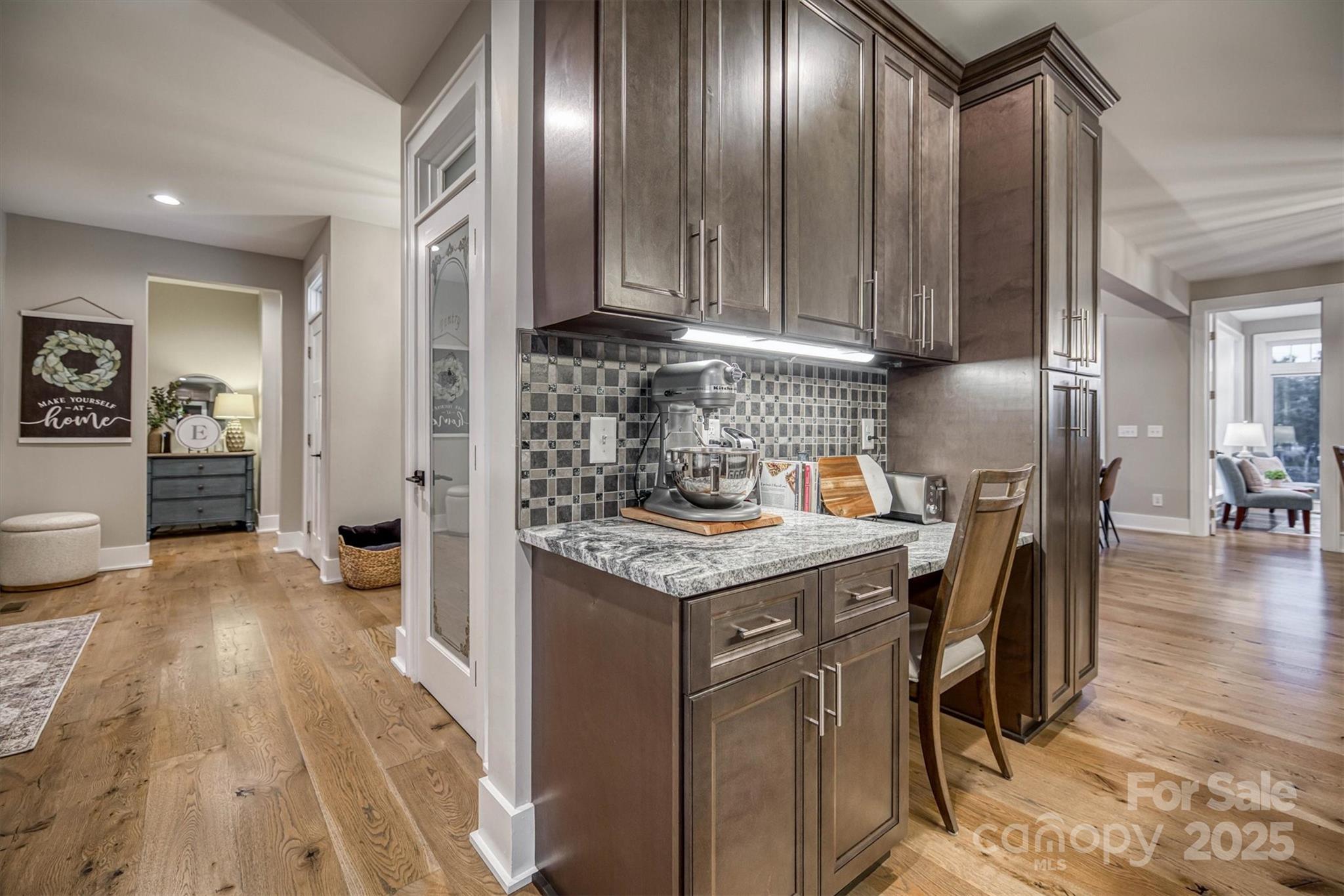 Leeward Point - Residential