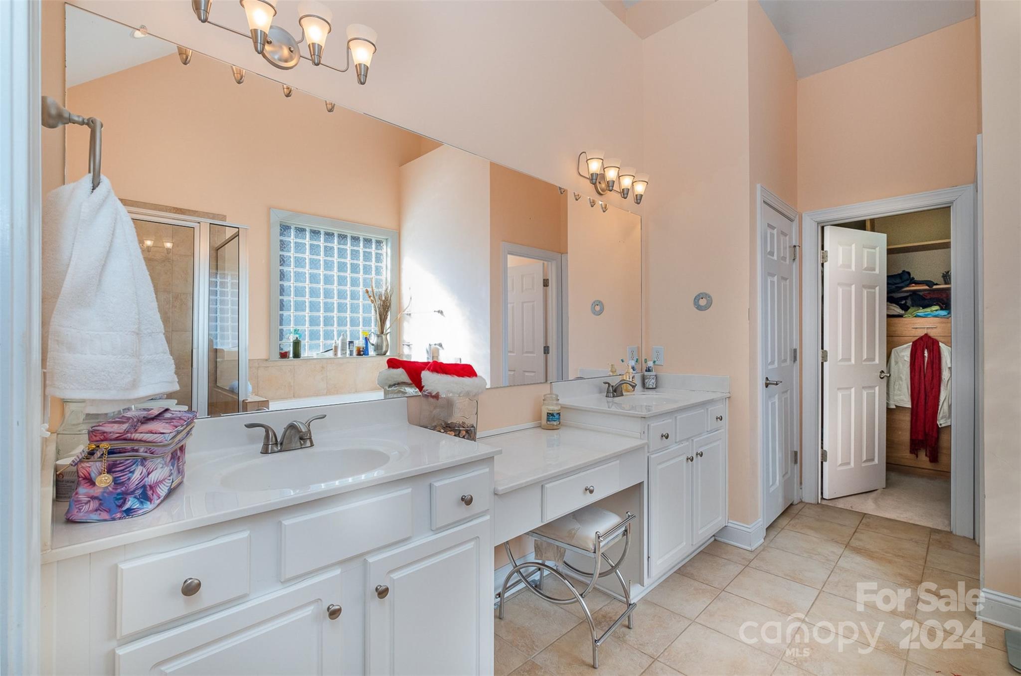 Regent Park - Residential