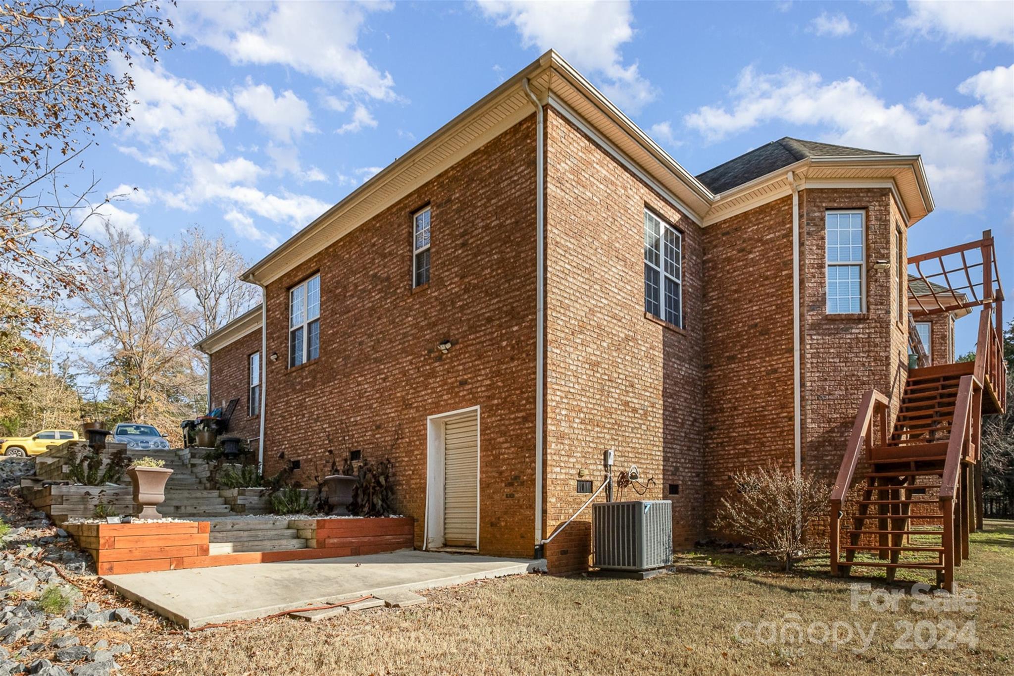 Regent Park - Residential