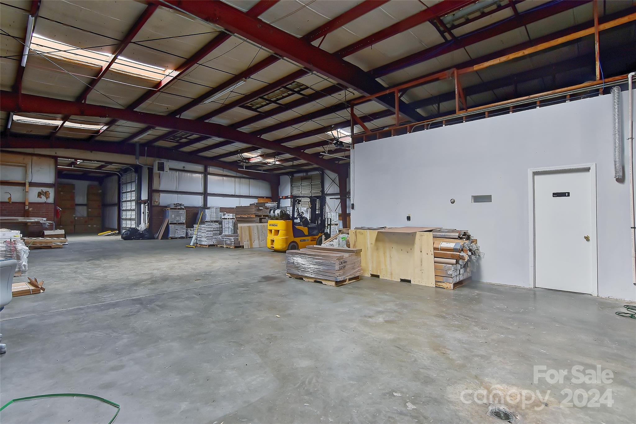 1600 N Main Street