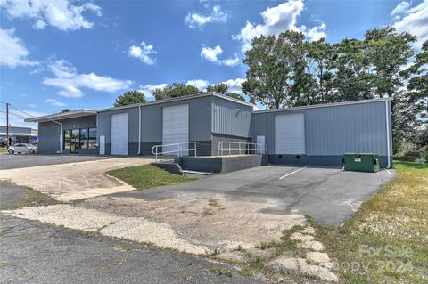 1600 N Main Street Kannapolis NC 28081